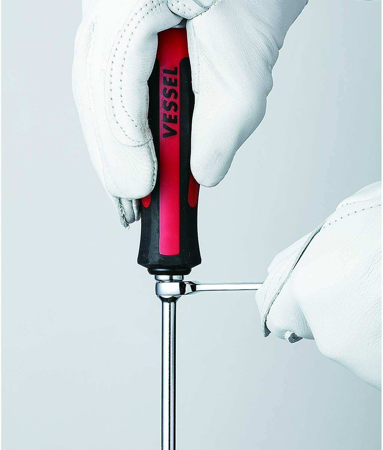 VESSEL 980MIXEVA MEGADORA Screwdrivers in Use on a Mechanical Project